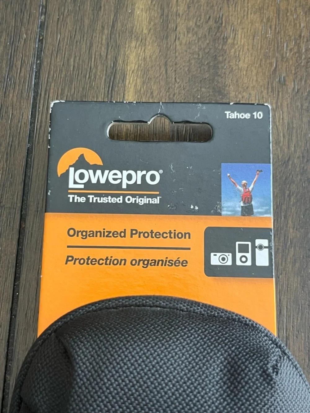 Lowepro Tahoe 10 Camera Case Black Padded Compact with Belt Loop: NWT!